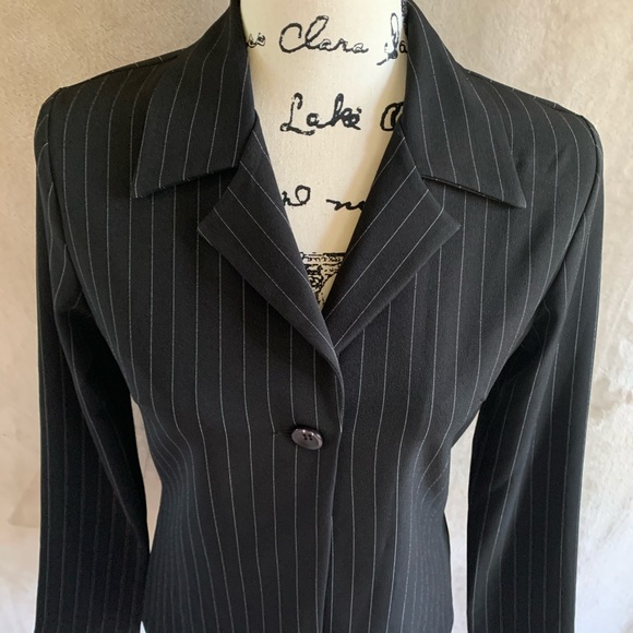 Vintage Black Pinstripe One Button Blazer COUNTESS - Picture 2 of 15